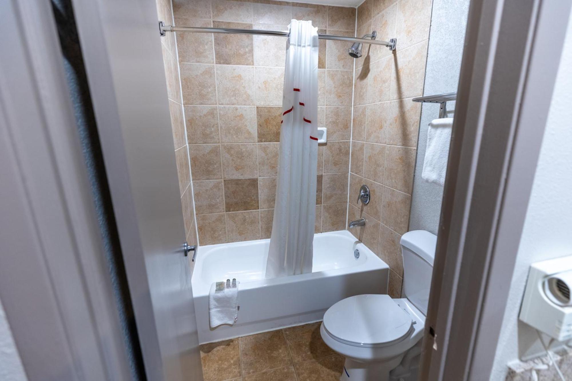 Red Roof Inn & Suites Irving - Dfw Airport South Εξωτερικό φωτογραφία